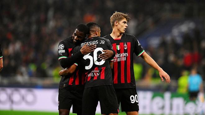 快船胜黄蜂赛后！哈登55分连破4纪录，发言惹人泪目，卢点名表扬（快船击退黄蜂后，哈登55分破四纪录，赛后发言催泪，泰伦-卢点名夸赞）