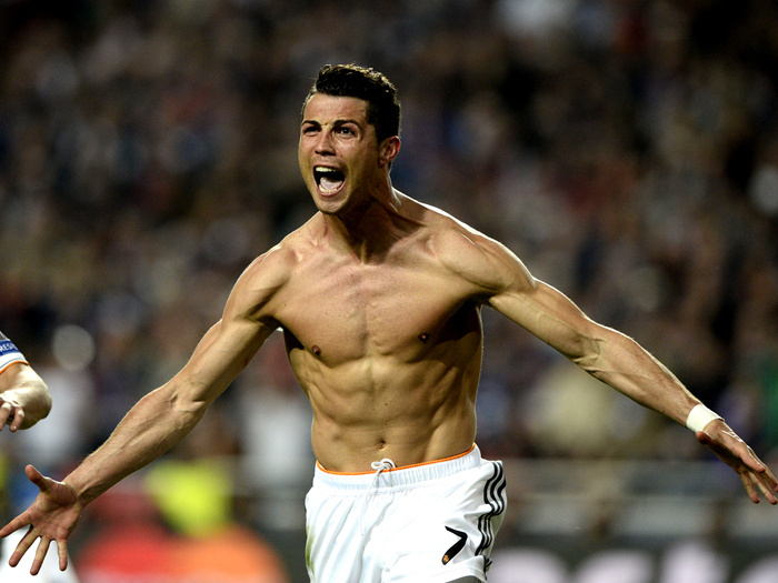 法媒：于帕梅卡诺成为皇马的首选，他已与皇马达成口头协议（法媒：皇马将于帕梅卡诺列为头号目标，双方已口头达成一致）