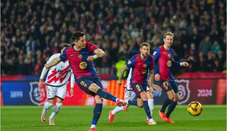 热身赛：U18国青2-1吉尔吉斯斯坦U18，魏祥鑫、贾伟伟建功（U18国青热身赛2-1力克吉尔吉斯斯坦U18，魏祥鑫与贾伟伟破门）