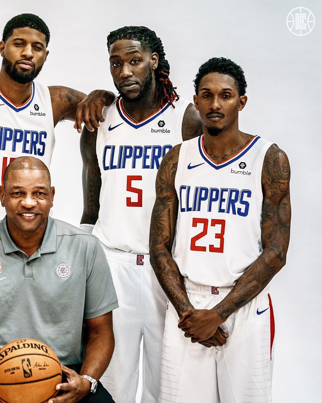 为何亲斯内德？穆帅：斯内德给了我三冠王，那是最棒的一年（穆帅谈为何偏爱斯内德：他助我夺三冠，那是我最好的一个赛季）